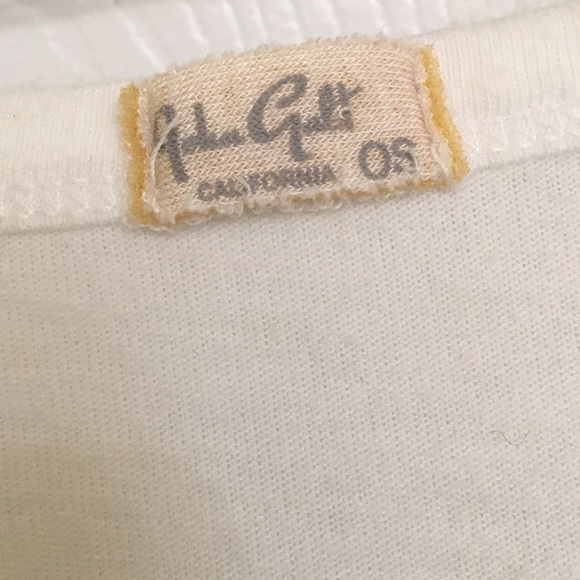 Brandy Melville Tee - Picture 3 of 3